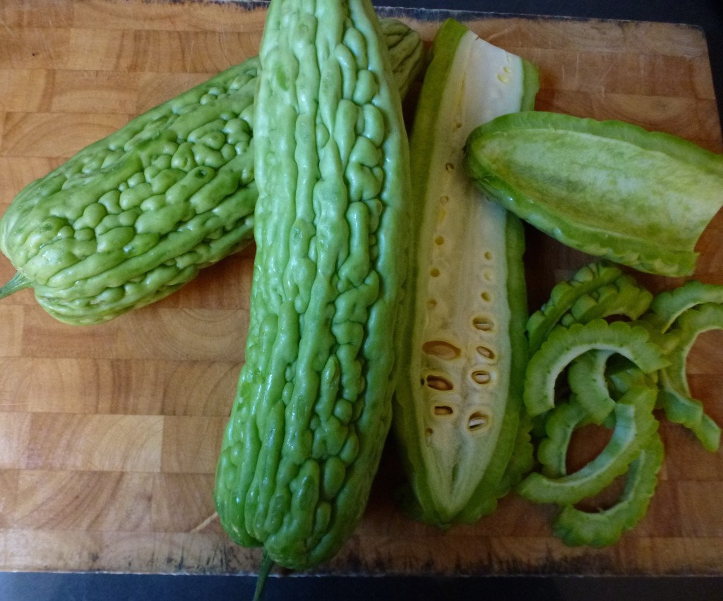 remove Bitter Melon seeds
